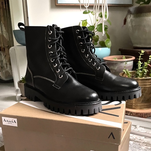 ASRA Shoes - ASRA exclusive Billie lace-up flat boots with stitch detail in black leather